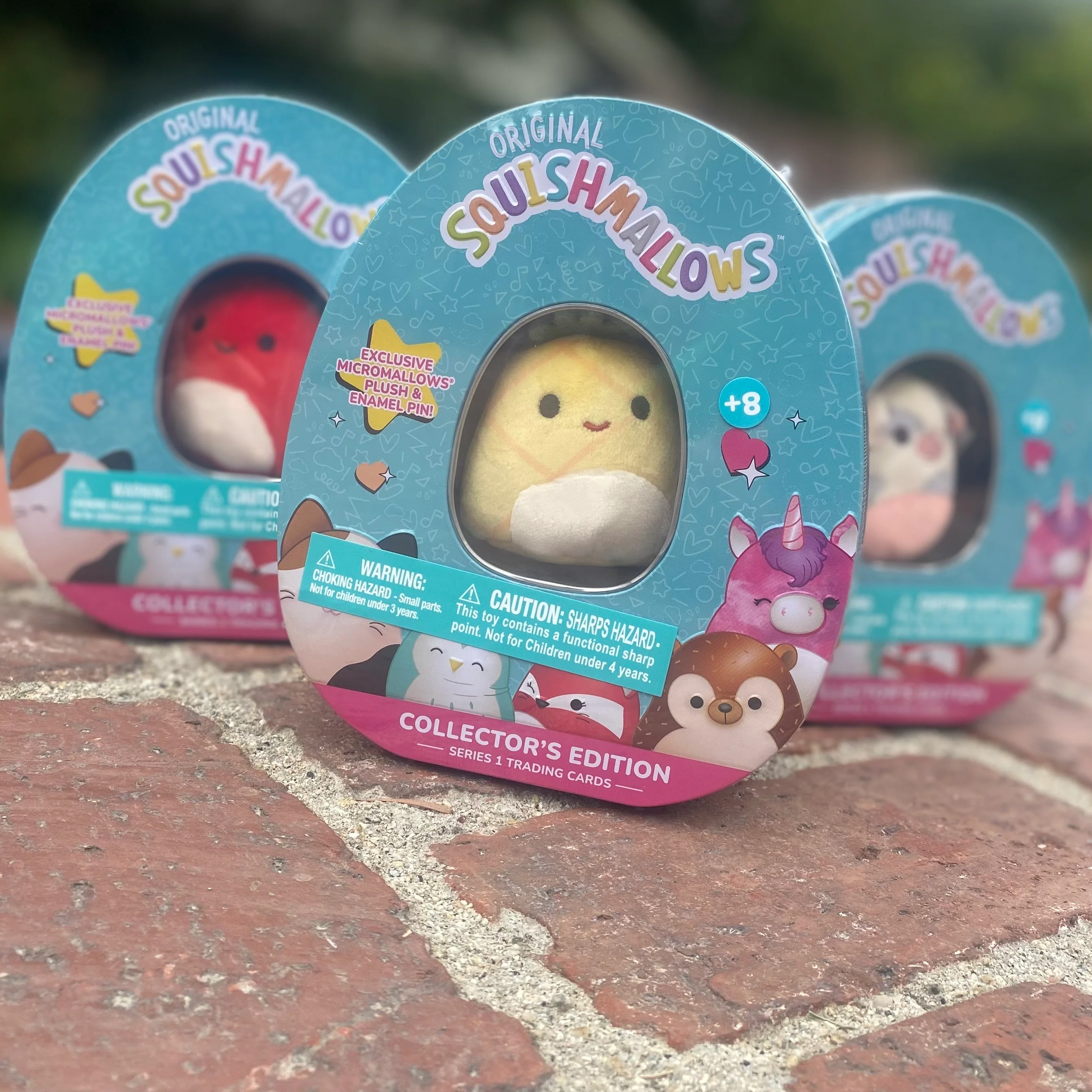 Squishmallows Series One Trading Cards - Collector's Tin - Image 3